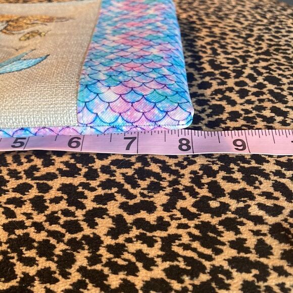 Michelle’s Sewing Nook embroidered mermaid cosmetic bag, good used condition - Picture 9 of 9